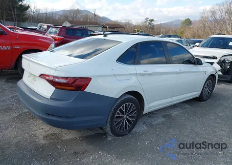 2019 Volkswagen Jetta 1.4T R-Line/1.4T S/1.4T Se z USA, uszkodzony, nr VIN 3VWCB7BU6KM148991